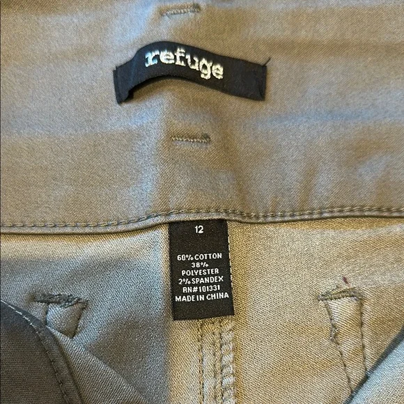 ❄️ 5/$5 ❄️ Refuge Olive Straight Leg pants - Picture 3 of 4